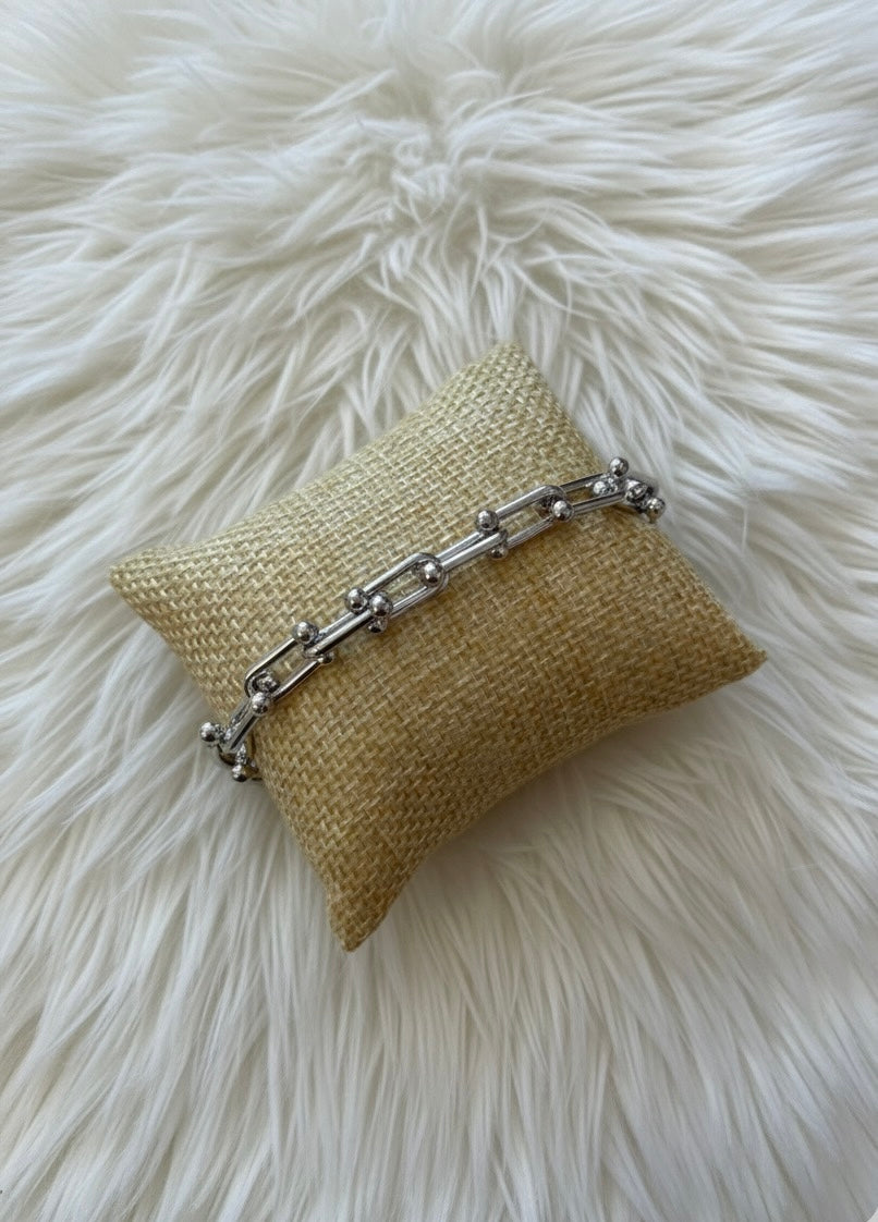 lookbook image shop_this_look_amDhCa